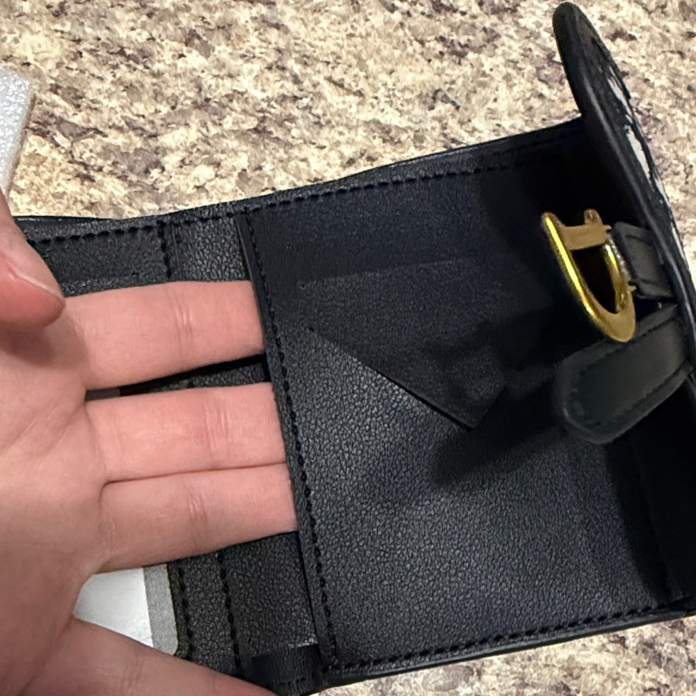 New Designer-Inspired Monogram Wallet w/ Gold “D” Accent – Never Used! - Picture 10 of 11